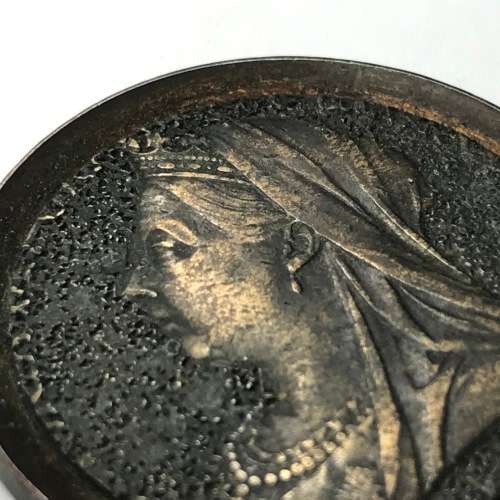 Lovely trench art coin - beautiful work on British 1900 penny
