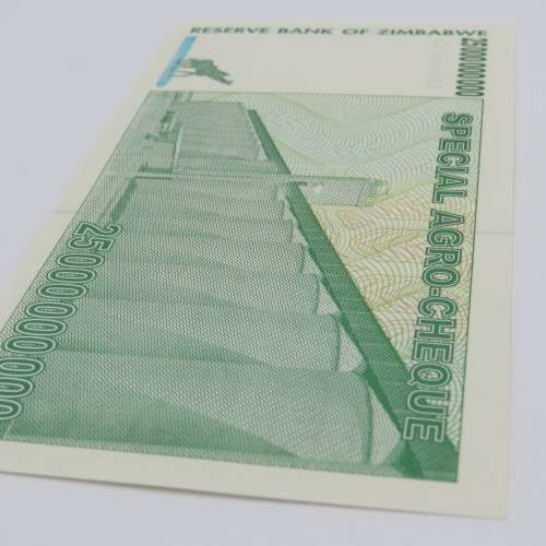 Zimbabwe Bearer cheque 15 May 2008 $25 000 000 000 - 25 Billion dollars uncirculated - ZW 97