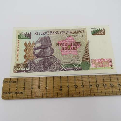 Zimbabwe $500 Harare 2001 uncirculated ZW 26