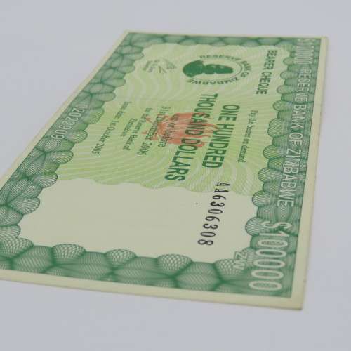 Zimbabwe $100000 - Bearer cheque 1 October 2005 uncirculated - Dirty corner ZW 61