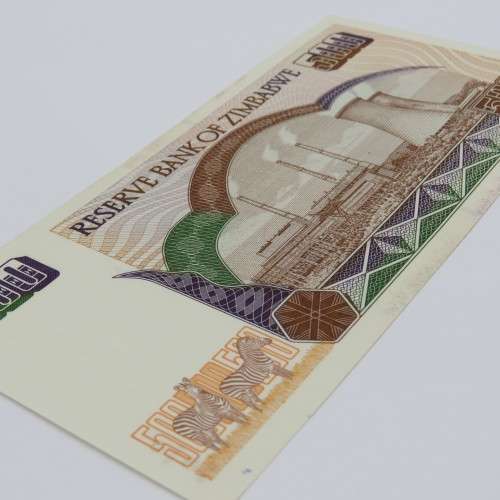 Zimbabwe $500 Harare 2004 uncirculated ZW 54