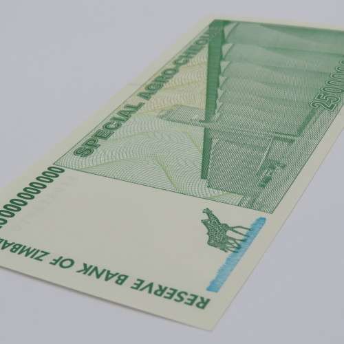 Zimbabwe 25 Billion dollars special AGRO-CHEQUE 15 May 2008 AA Series - Uncirculated ZW 97