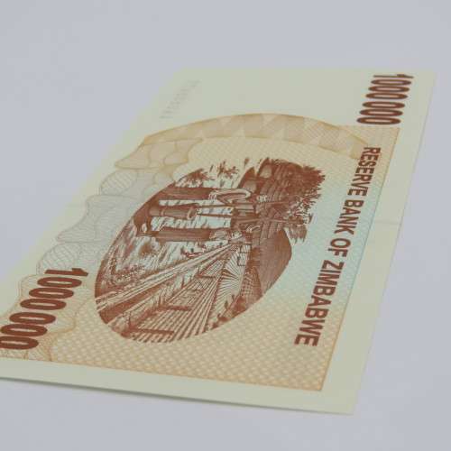 Zimbabwe Bearer cheque 1 Jan 2008 $1000 000 - Uncirculated  - ZW 87