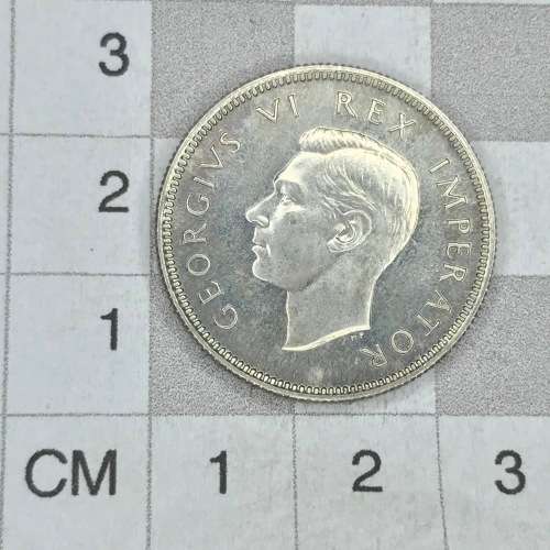 1947 SA Union Shilling - very scarce - UNC