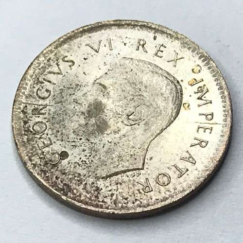 1941 SA Union Threepence 3d tickey - cracked die
