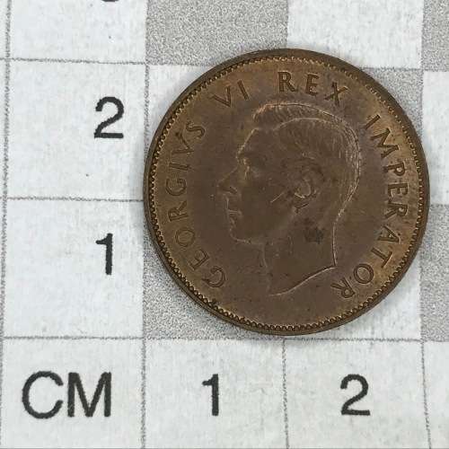 1942 SA Union Farthing - UNC - yellow - cracked die OBVERSE