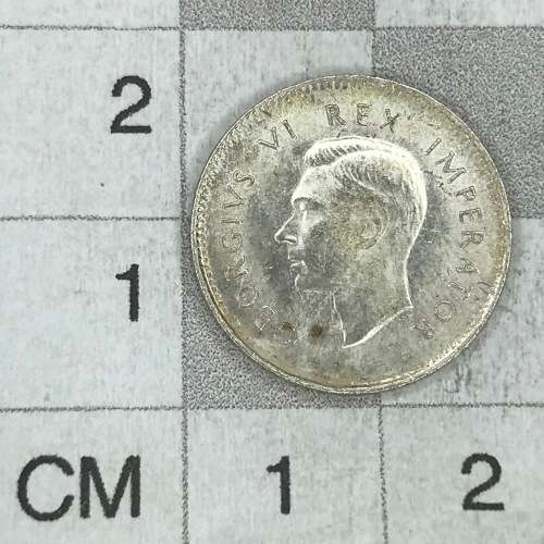 1942 SA Union Threepence tickey - AU - bad strike protea