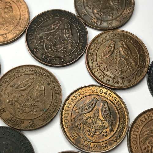 Set of George 6 farthings 1939 to 1952 some UNC