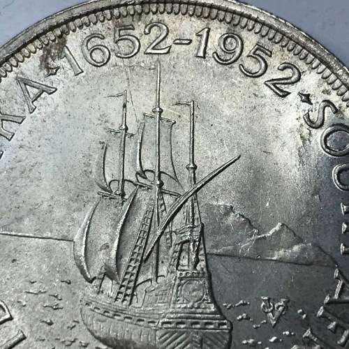 1952 SA Union Silver 5 shilling - Cracked die - Extra mast - Excellent one
