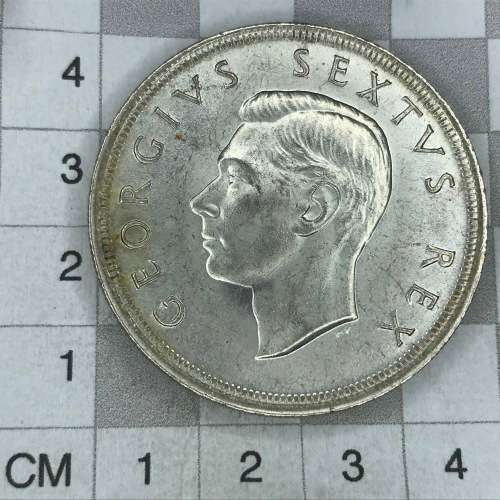 1952 SA Union silver 5 shilling - Cracked die - Extra mast