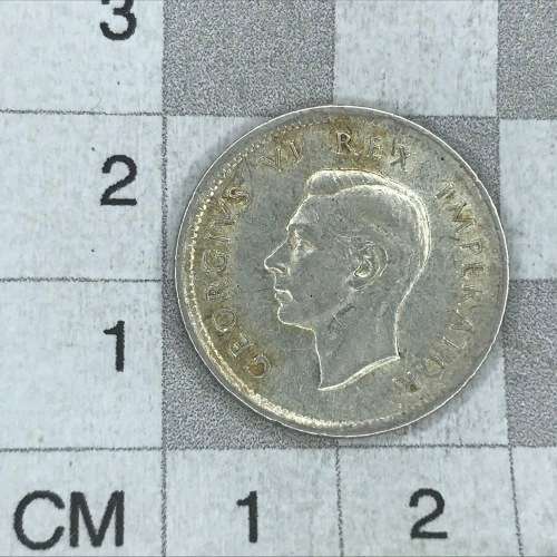 1942 SA Union Sixpence with badly cracked die