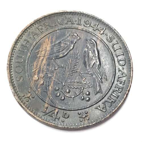 1944 SA Union Farthing - With black and yellow striations
