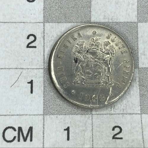 1983 RSA 5 cent - misstruck error coin
