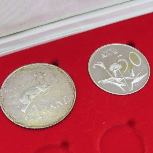 1983 RSA Short proof set in long proof box