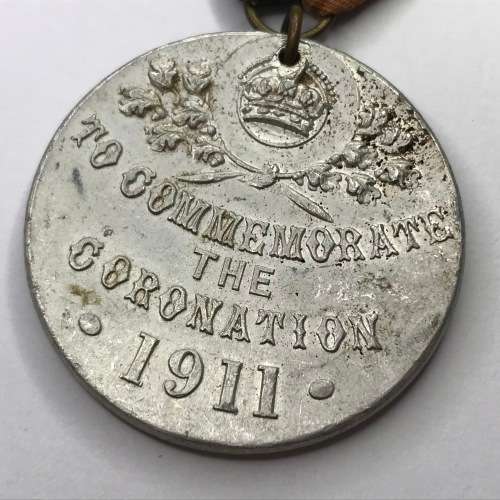 Medallion to commemorate the coronation of George 5 - dated 1911