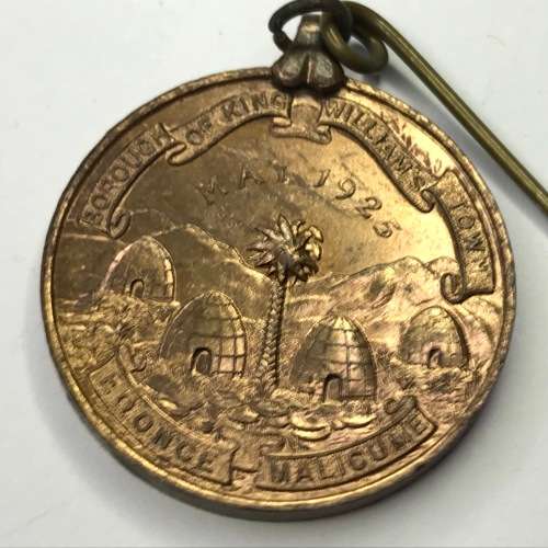 1925 Prince of wales King Williams Town medallion - Scarce