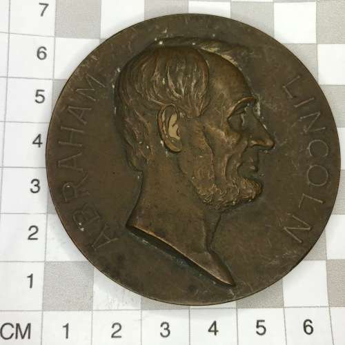 1909 Abraham Lincoln large bronze medallion