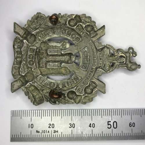 Great Britain Infantry of the Line King`s own Scottish Borderers - Cap badge - Lugs - W.M