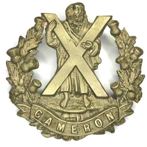 Great Britain Infantry of the Line Cameron Highlanders cap badge with lugs