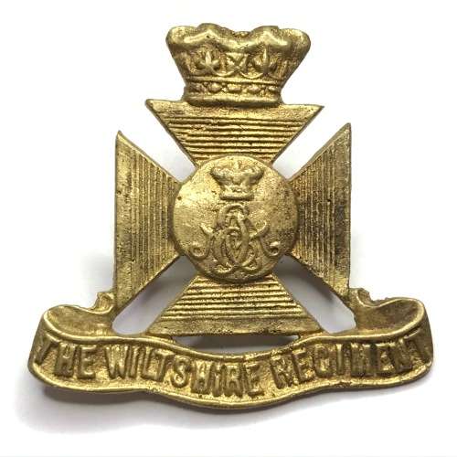 Great Britain The Wiltshire Regiment - Cap badge - Lugs - Brass casting