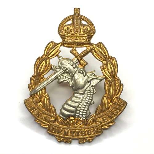 Great Britain Arms and Services - Royal Army Dental Corps cap badge - Lugs - K.C