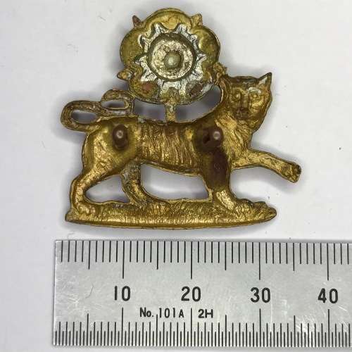 Great Britain The York and Lancaster Regiment collar badge
