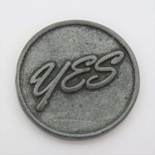 Vintage YES/NO flip coin / token