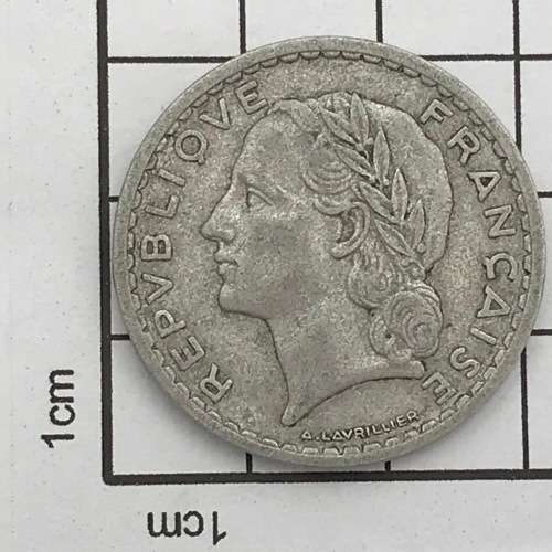 Lot of 6 France aluminum coins dated between 1941 and 1949