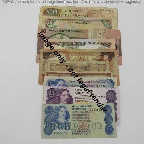Lot of 10 International bank notes - most well used