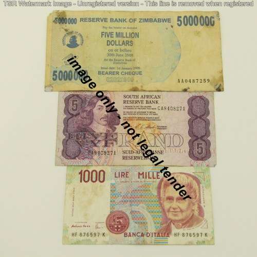 Lot of 10 International bank notes - all different