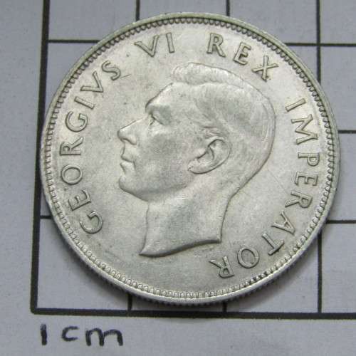 1941SAU George V half crown - aEF some lustre