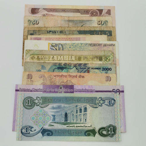 Lot of 10 old world banknotes