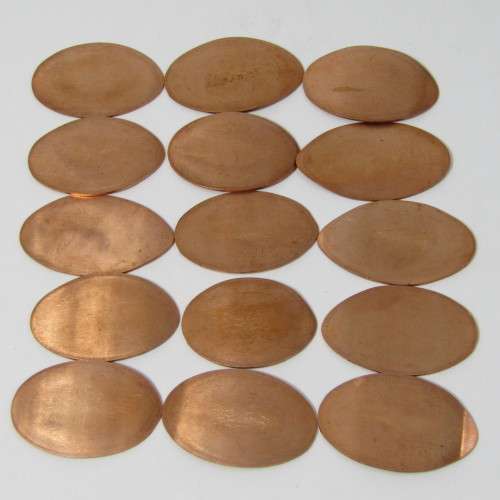 Lot of 15 elongated coins with different designs