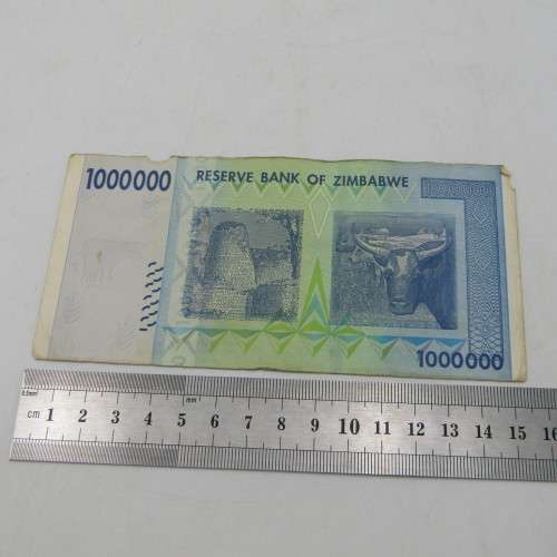 Lot of 10 Africa bank notes