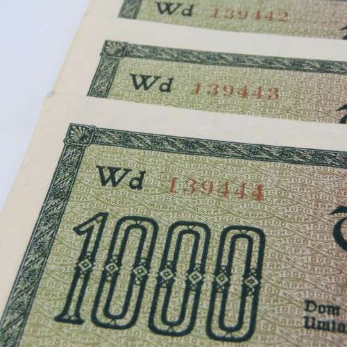 Lot of 4 German Reichs bank notes - 1000 Mark issued 1922 with consecutive numbers