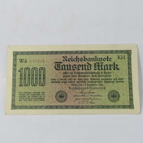 Lot of 4 German Reichs bank notes - 1000 Mark issued 1922 with consecutive numbers