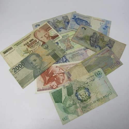Lots of 10 old Banknotes