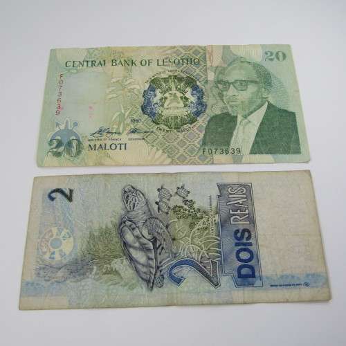 Lots of 10 old Banknotes
