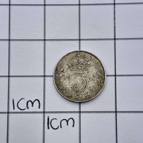 Great Britain 1912 silver 3d AU