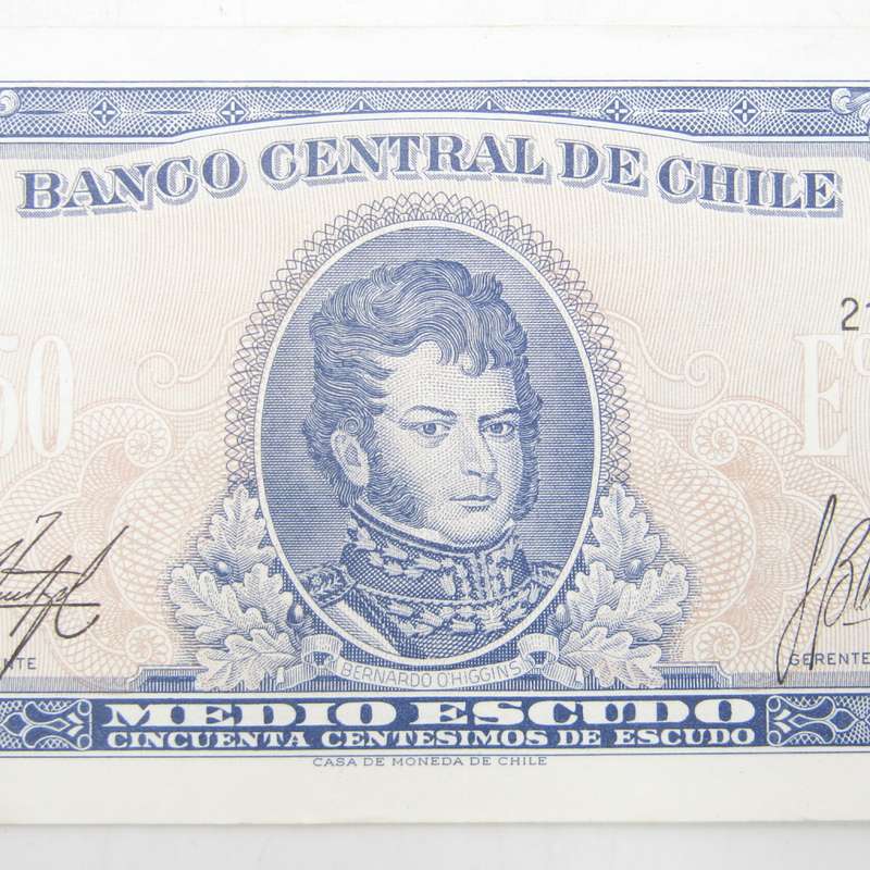 Chile Half Escudo notes - 3 different signature variations UNC, AU & VF