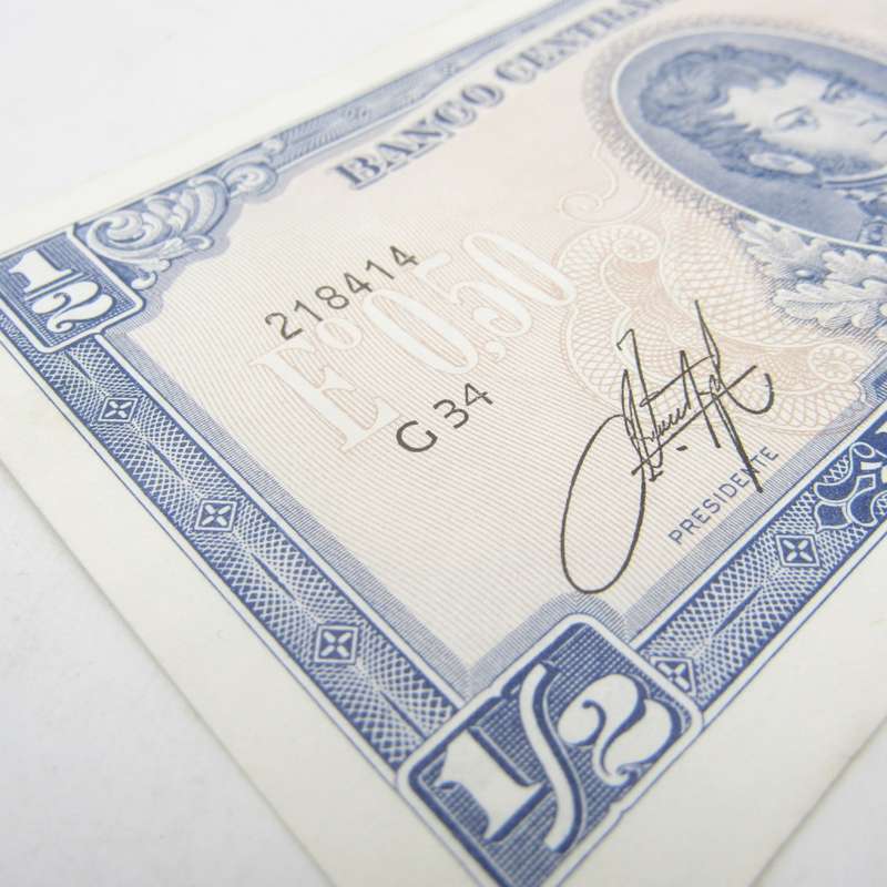 Chile Half Escudo notes - 3 different signature variations UNC, AU & VF