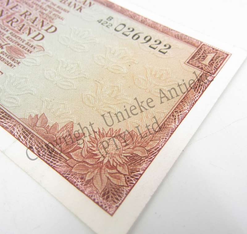Lot of 7 x 1975 TW de Jong R1 banknotes with consecutive numbers