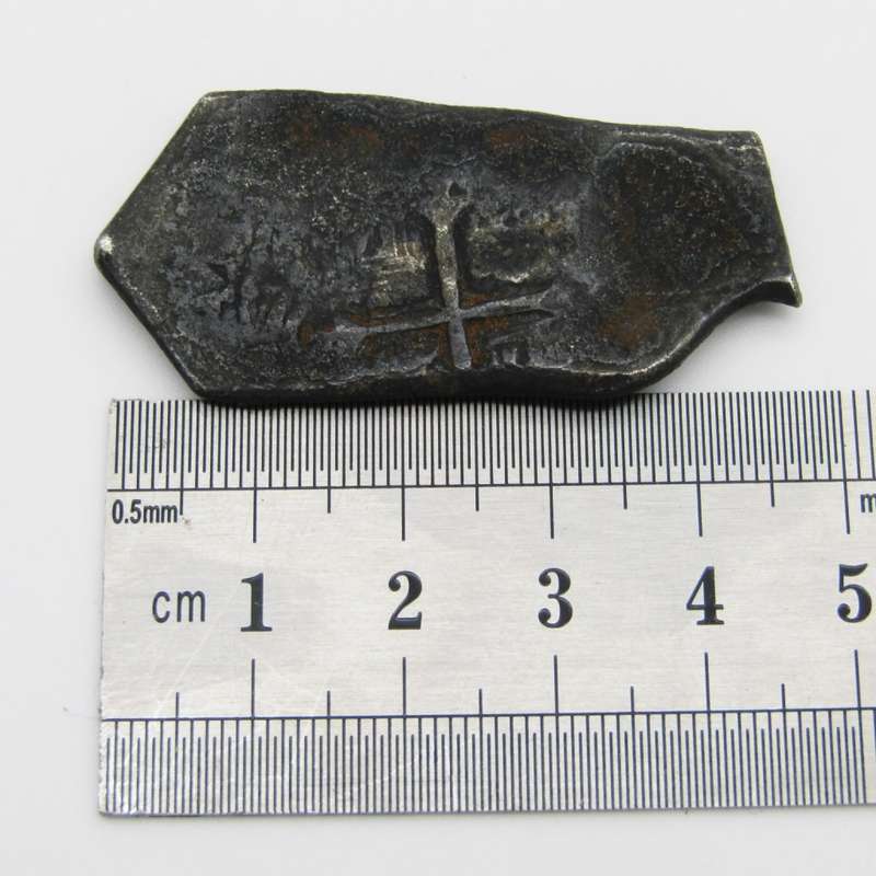 Spanish 1700`s 8 Real piece of 8 shipwreck coin