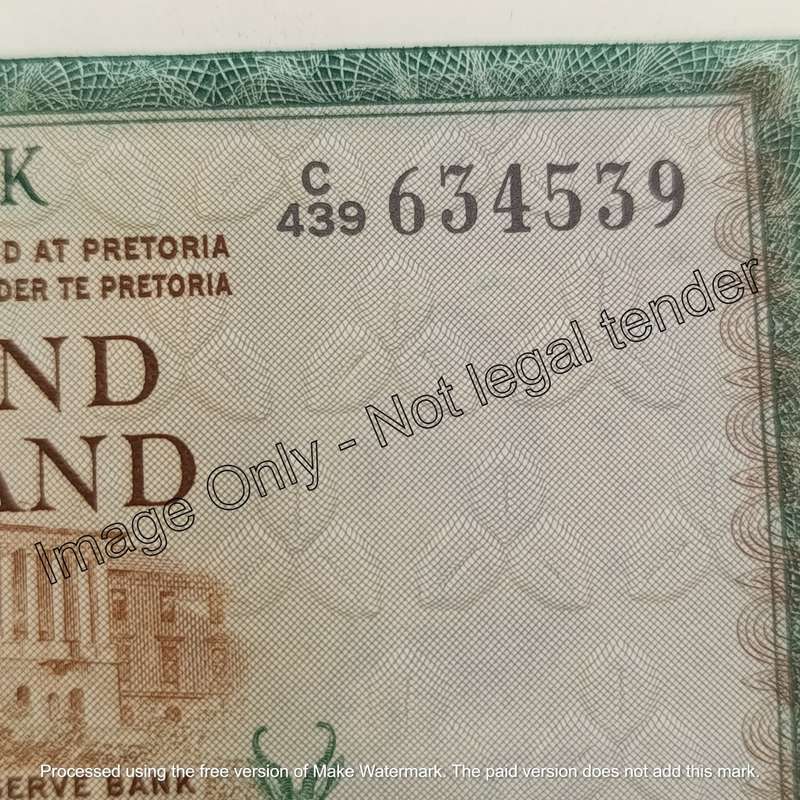 South Africa 1975 TW de Jongh 3rd issue lot of 2 x R10 banknotes with consecutive numbers