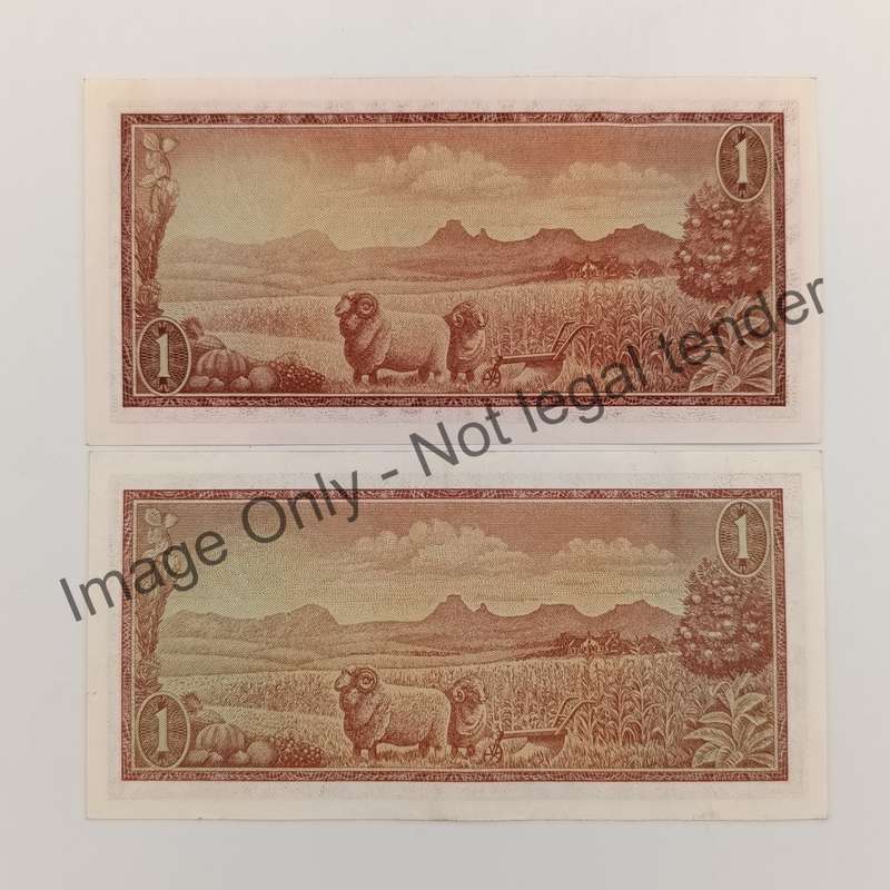 Lot of 2 TW de Jongh R1 banknotes 1967 & 1972 First Issue uncirculated with paperclip crease