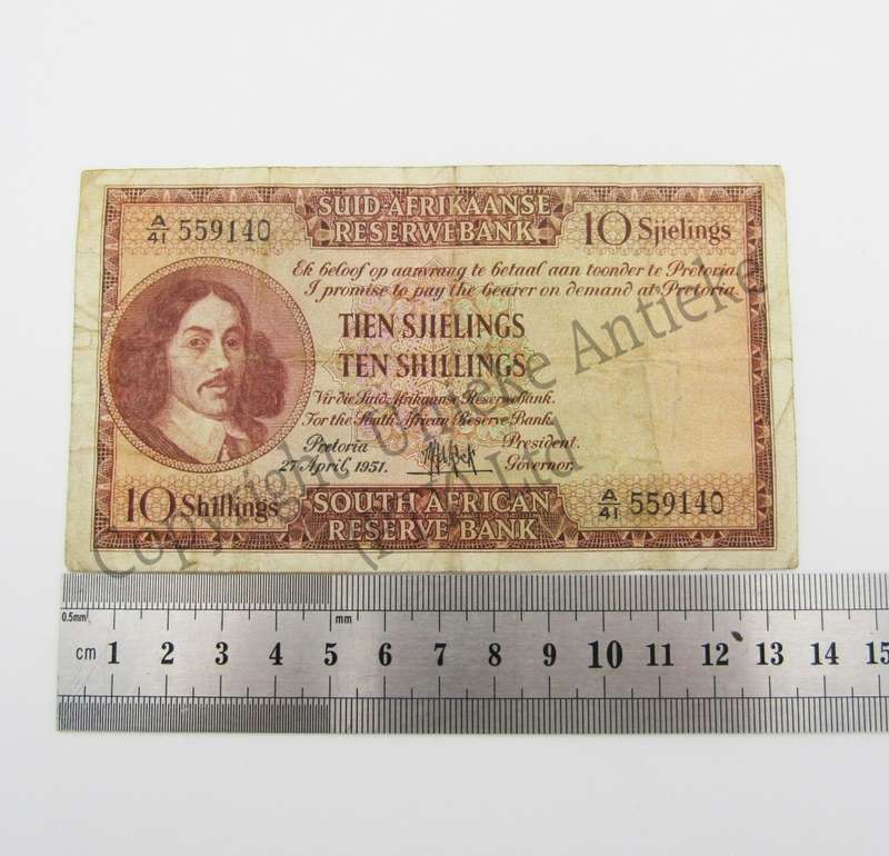 M.H de Kock Ten Shillings 1951 A/E A41 aVF