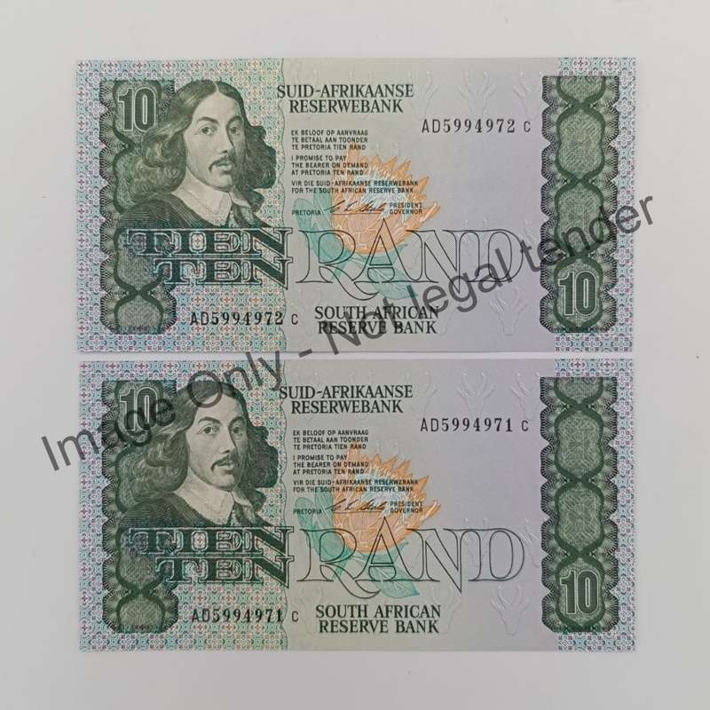 CL Stals First Issue uncirculated pair of R10 notes with consecutive numbers - one creased slightly