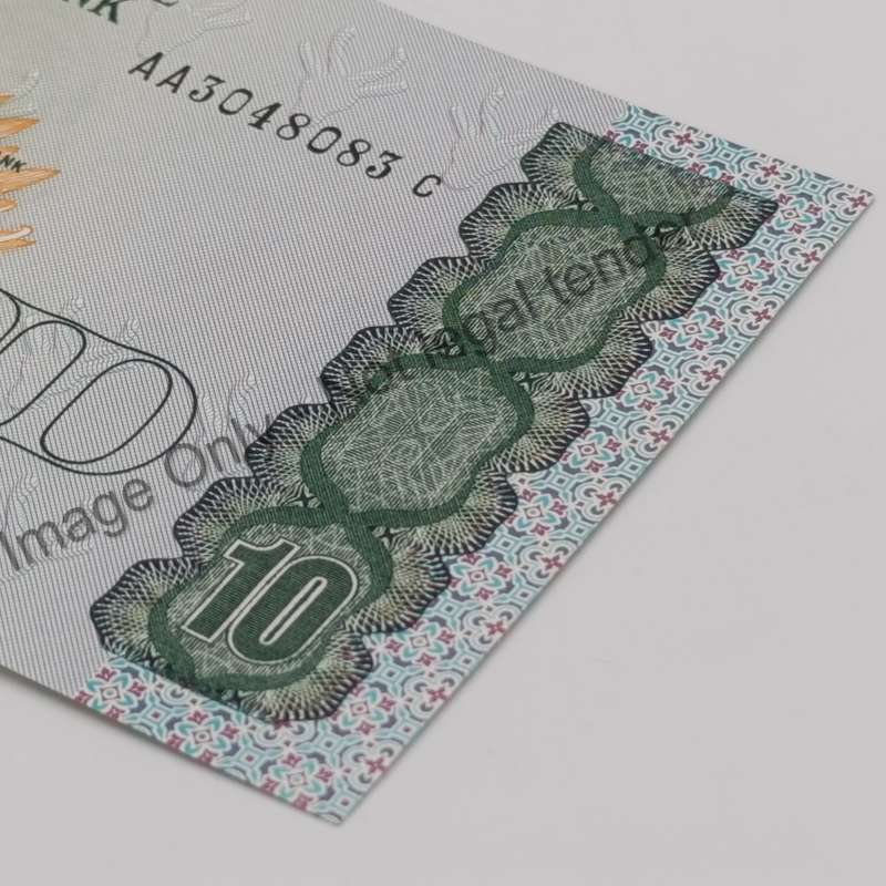 CL Stals 1990 First Issue AA R10 banknote uncirculated