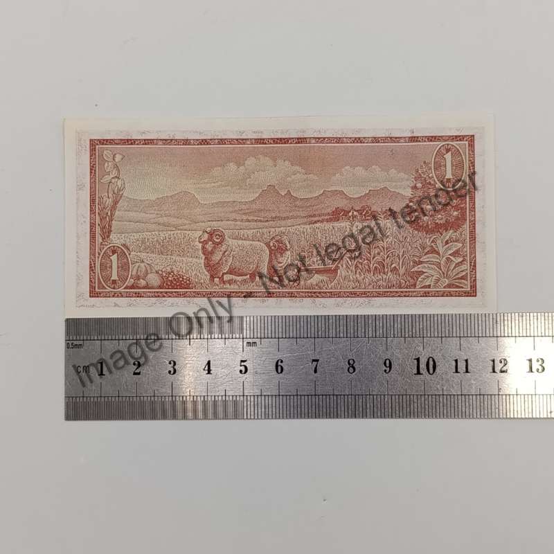 TW de jongh 3rd Issue 1975 lot of 4 banknotes with consecutive numbers