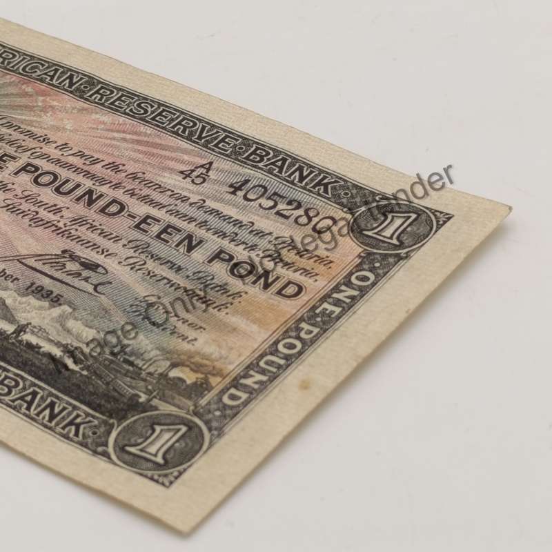 Postmus one pound 3 September 1945 - A45 - EF